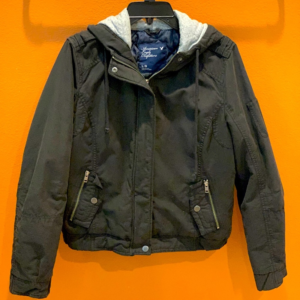 American Eagle black hooded jacket